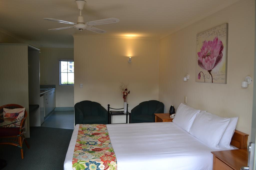 Colonial Lodge Motel Taupo Exterior foto