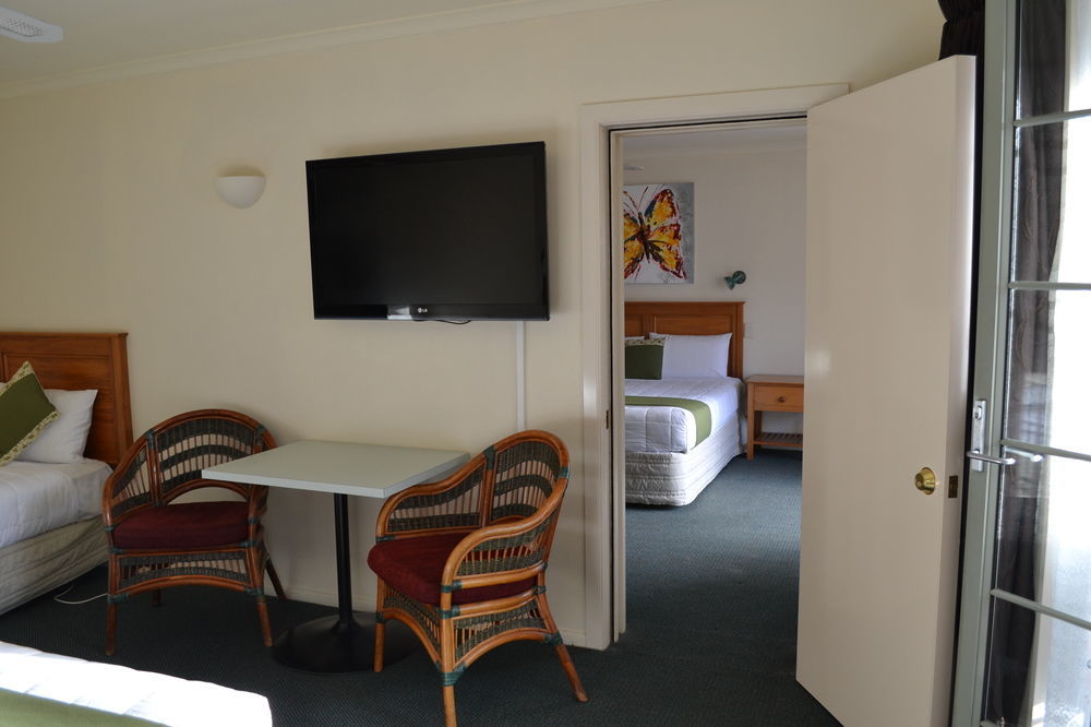 Colonial Lodge Motel Taupo Exterior foto
